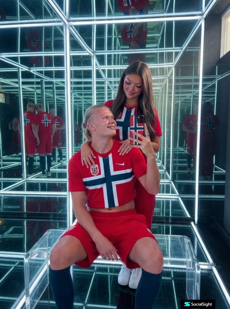Norway-Inspired Sporty Mirror Selfie 2