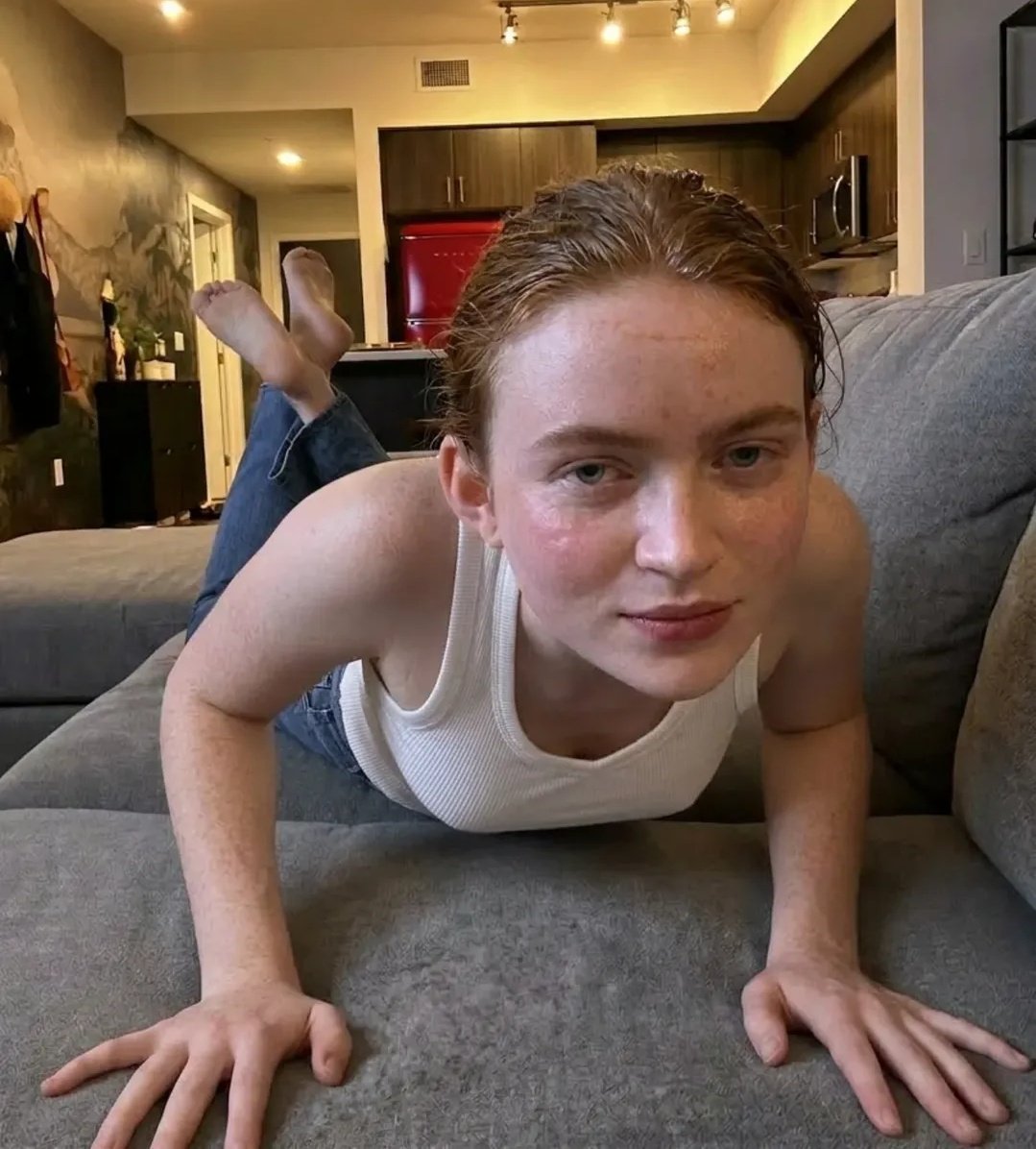 Sadie Sink Photoshoot in a Modern Apartment 2