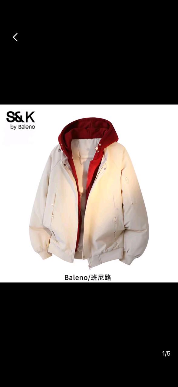 帮我生成图片：25岁温柔帅气亚洲男士，皮肤白皙，带着精致短发，清爽有活力，穿着参考第1张图片上衣和参考第2张图片裤子，搭配参考第2张图片鞋子，脸上微笑，在简约浅