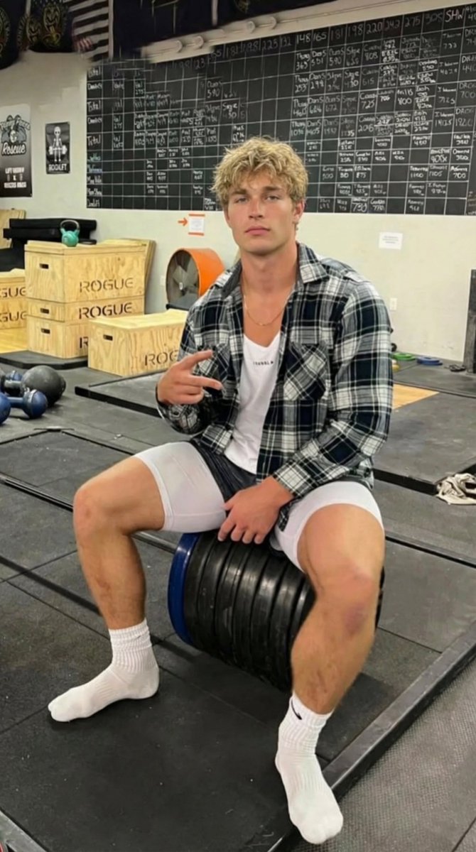 Gym Bro Aesthetic Photo Analysis 1