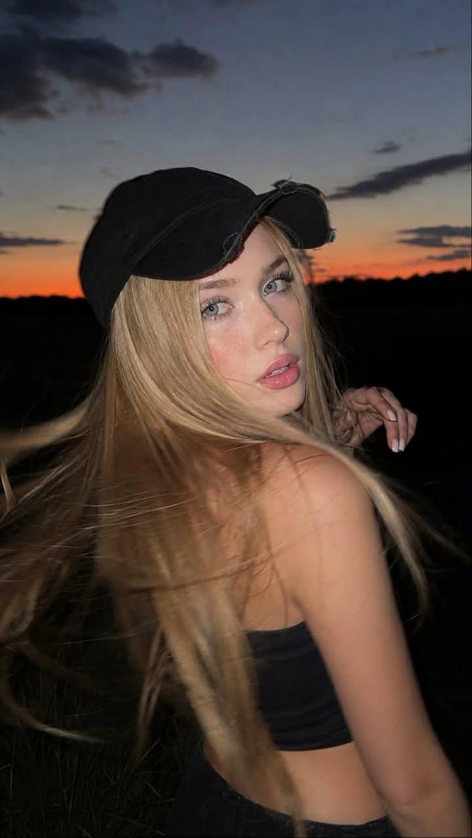 Cinematic Motion Blur Portrait 1