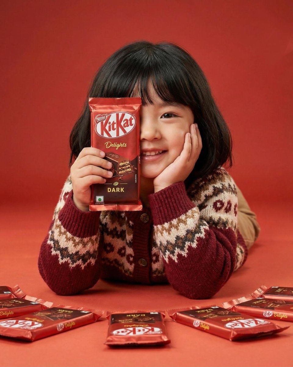 KitKat Dark Chocolate Product Advertisement 2